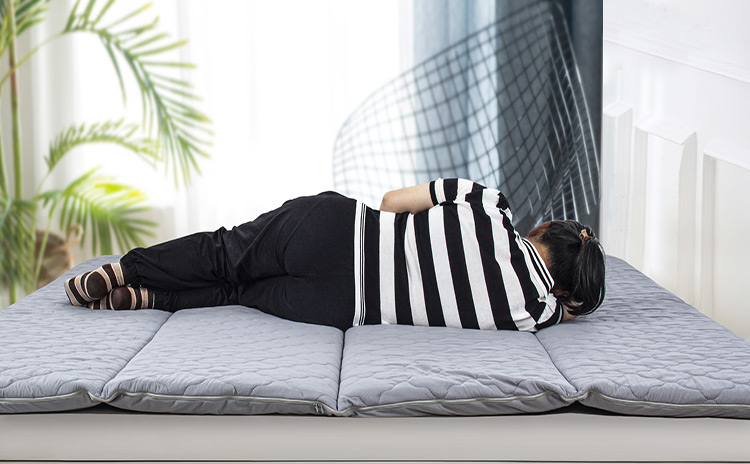 Four-fold Bamboo Fiber Mattress