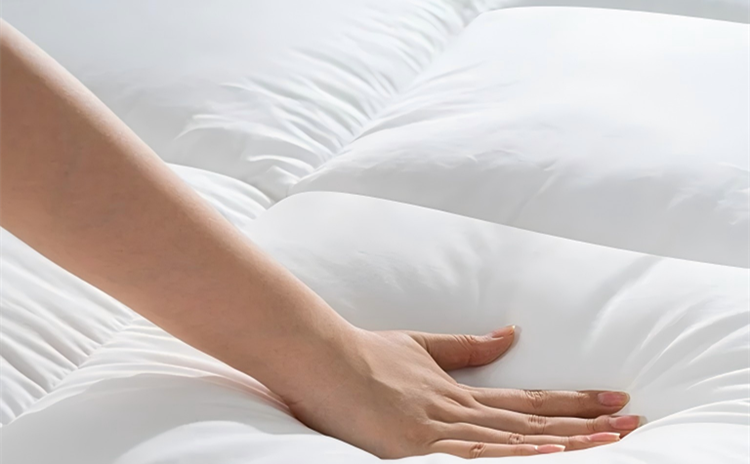 Recycled Elastic Fiber Mattress Topper