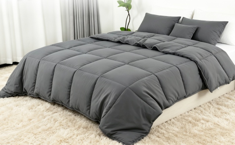 Durable Polyester Quilt Box‑Stitched Design Wrinkle‑Resistant Polyester Quilt Wholesale for Distributors & Retailers